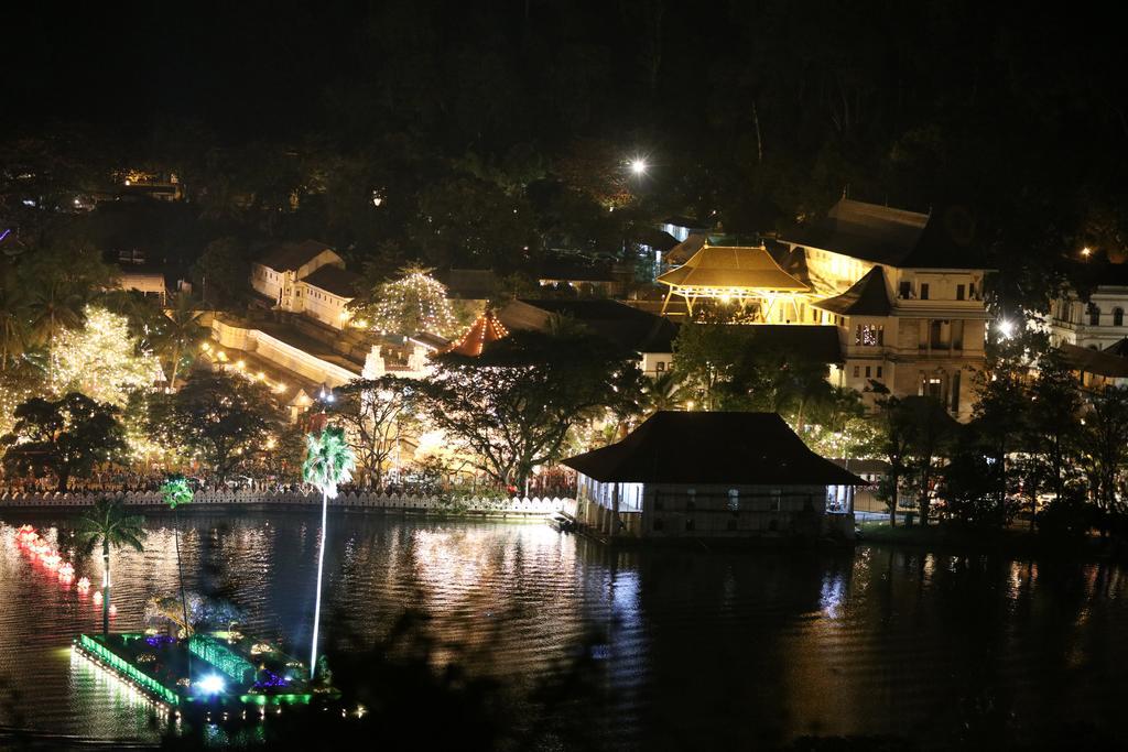 Glory Homestay 캔디 외부 사진