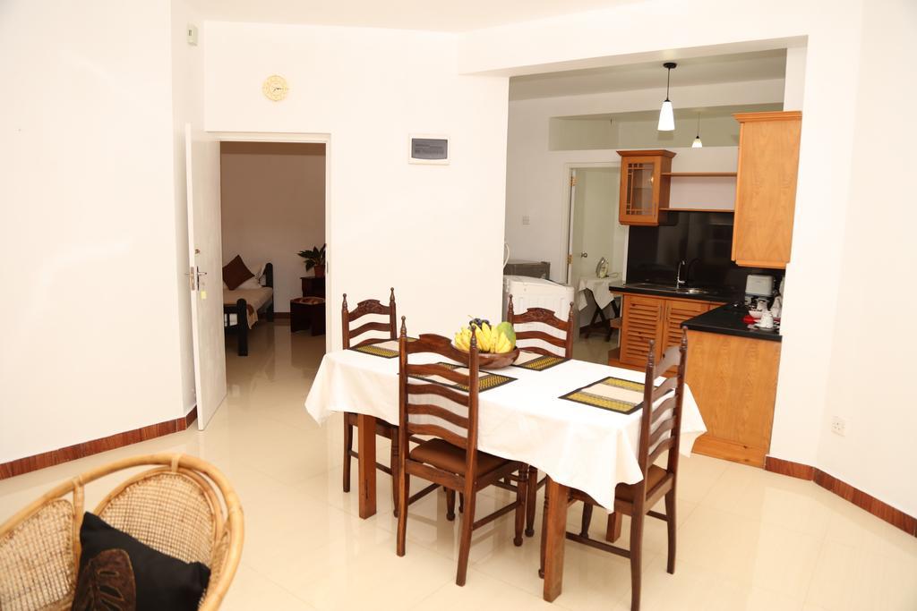 Glory Homestay 캔디 객실 사진